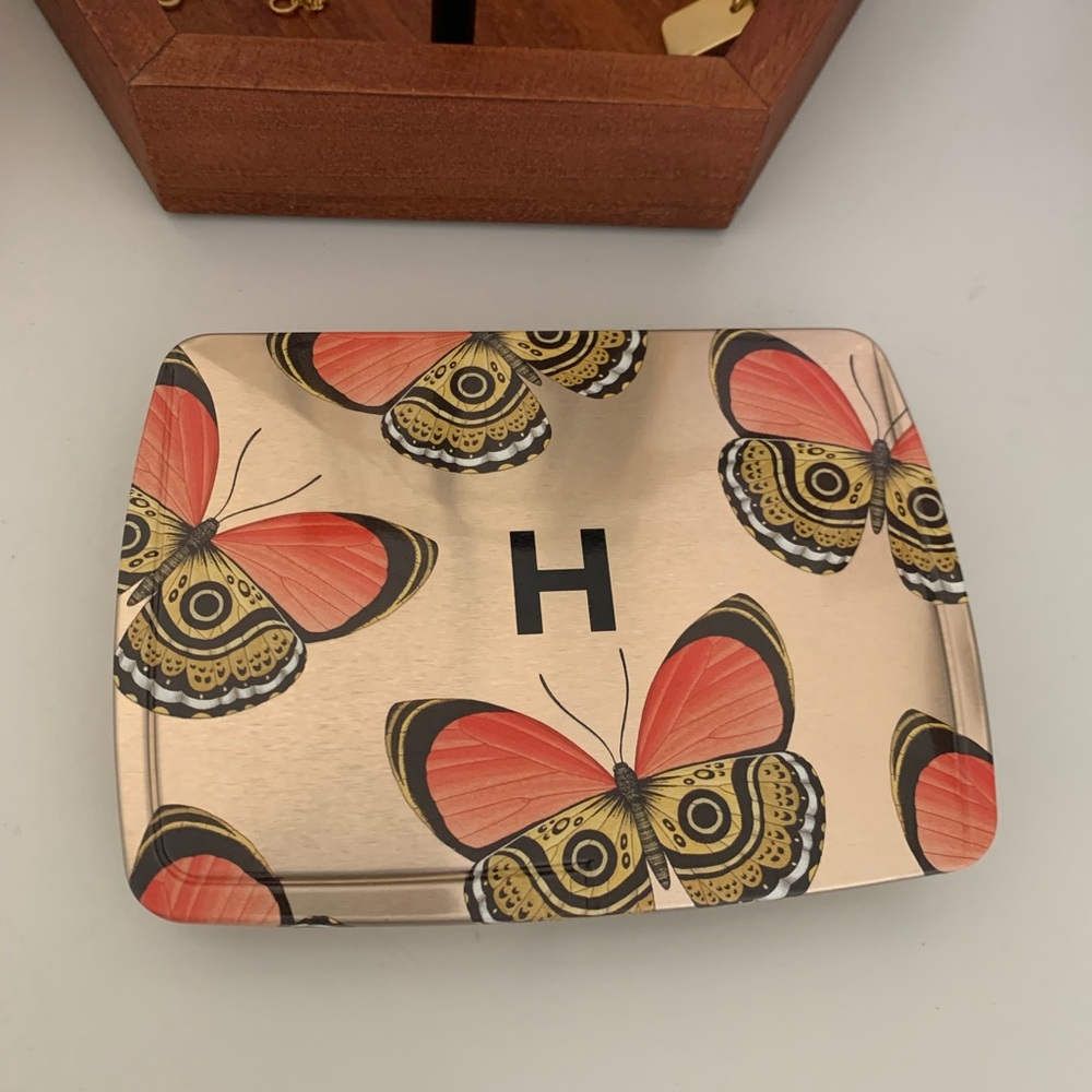 Hourglass Ambient Lighting Edit - Butterfly Palette